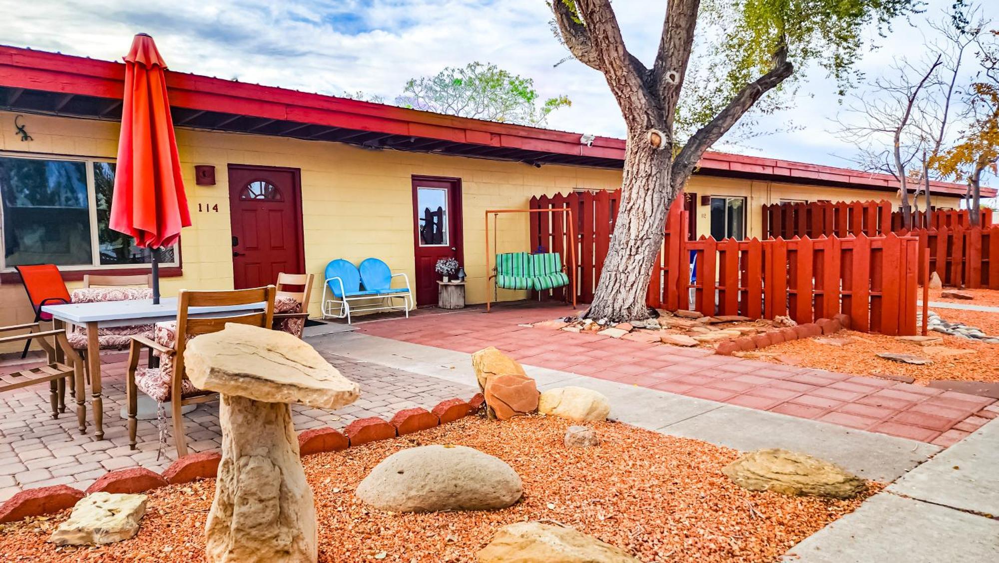 Red Rock Motel And Dam Motel Пейдж Екстериор снимка