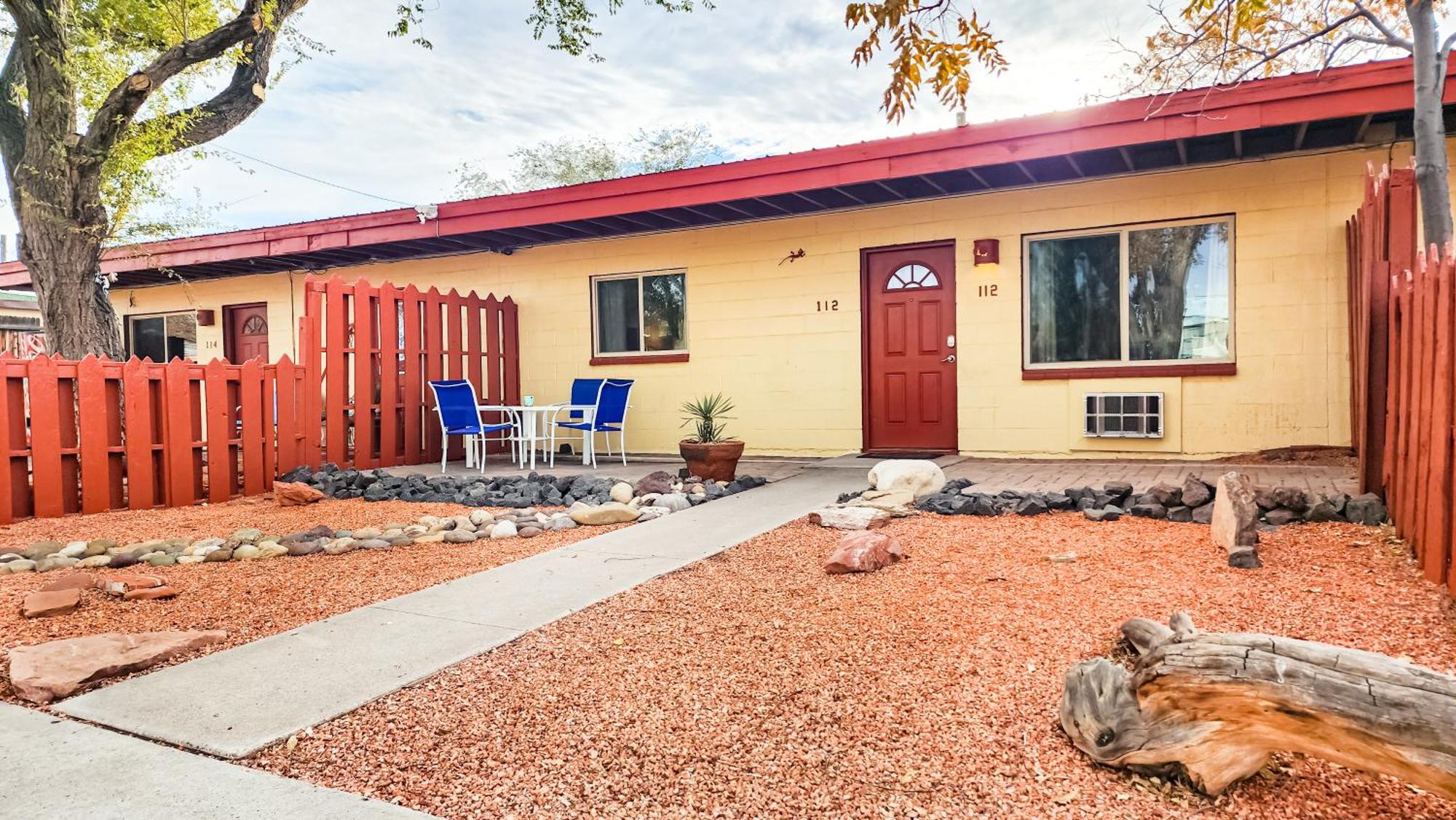 Red Rock Motel And Dam Motel Пейдж Екстериор снимка