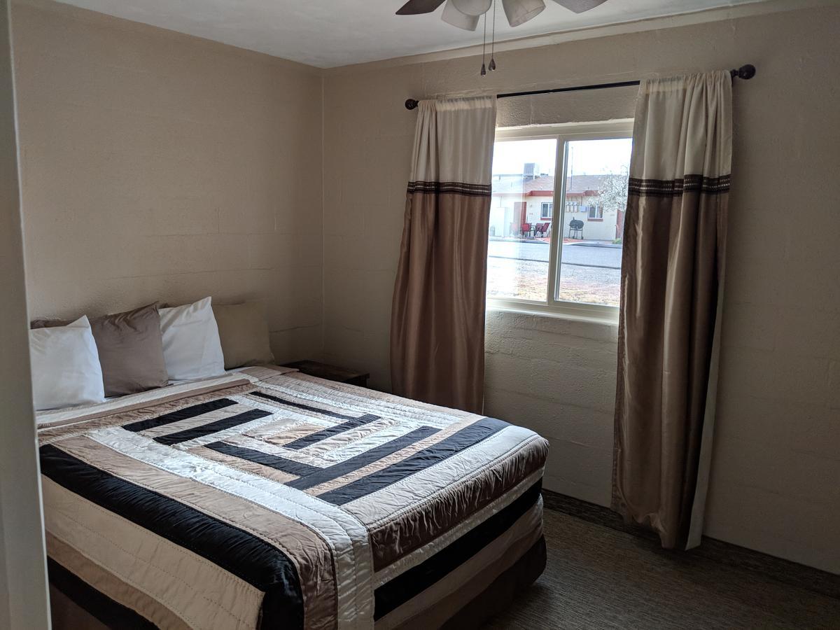 Red Rock Motel And Dam Motel Пейдж Екстериор снимка